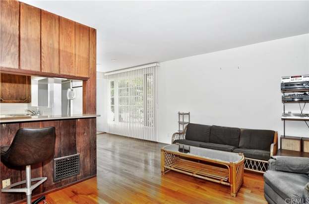 Building Photo - 445 Fullerton Ave