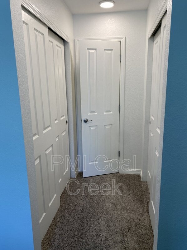 Building Photo - 13900 Lake Song Ln