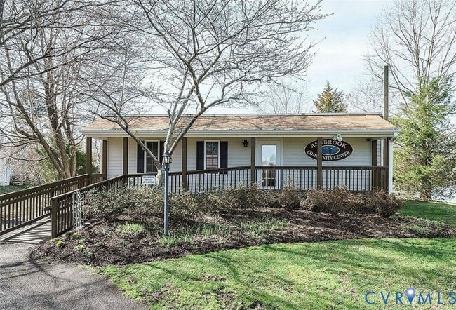 Building Photo - 7806 Fern Hollow Dr