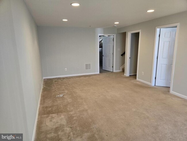 Building Photo - 514 Millar Ct