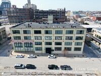 Building Photo - Stylish 2-Bed Loft Near St. Louis City Sta...