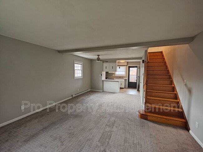 Building Photo - 18 Broadview Terrace