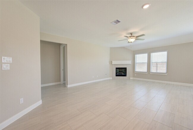 Building Photo - 11123 Santiago River Ln