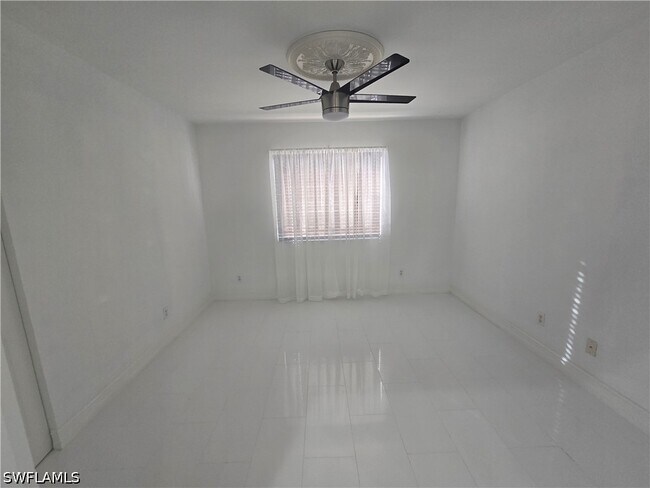 Building Photo - 9175 Michael Cir