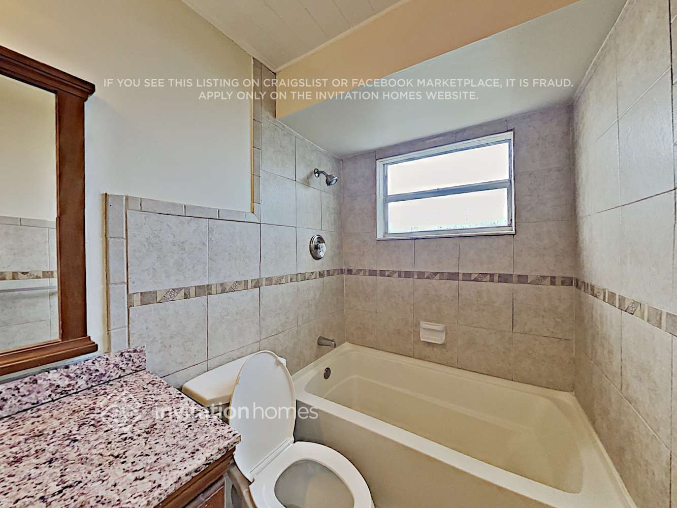 Building Photo - 10641 NW 27th Ct