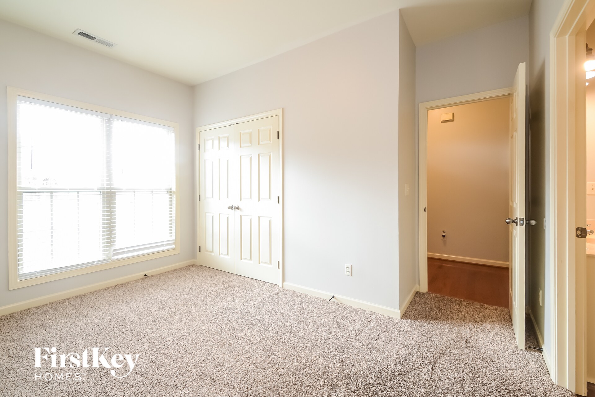 Building Photo - 105 Sunflower Pl