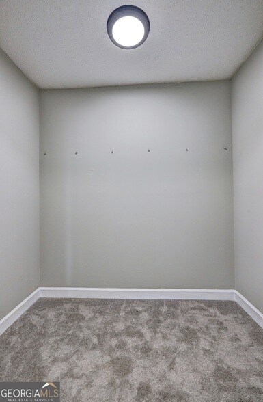 Building Photo - 123 S Broad St