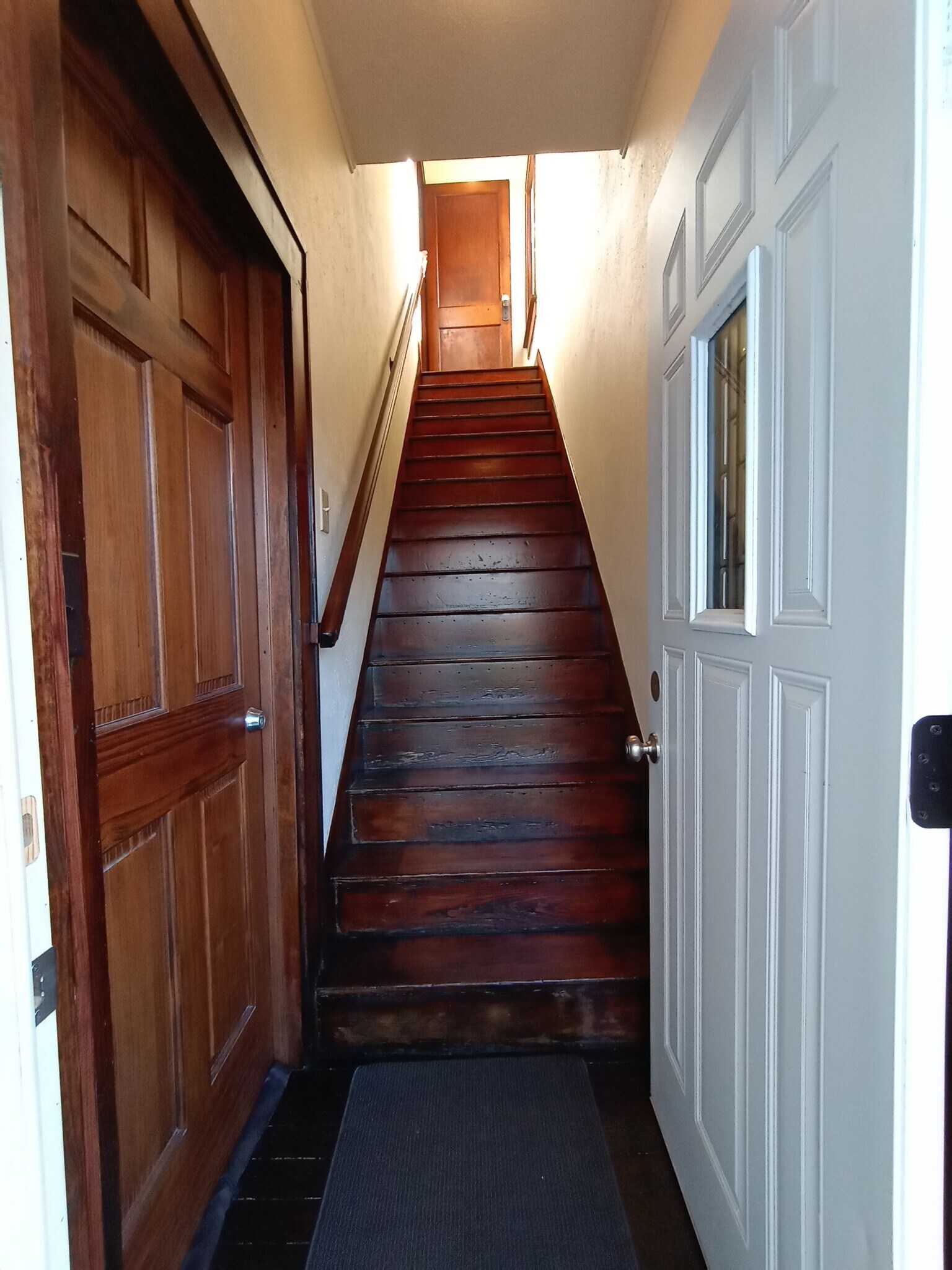 Hallway to apartment - 898 1st St NE