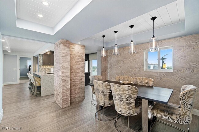 Building Photo - 9051 Gulf Shore Dr