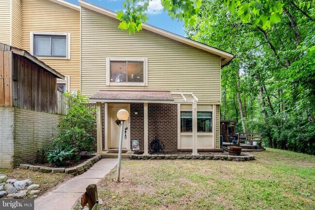 Primary Photo - 5602 Summer Oak Way