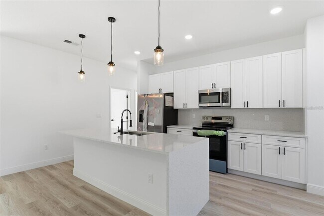 Building Photo - 4572 SW 149th St