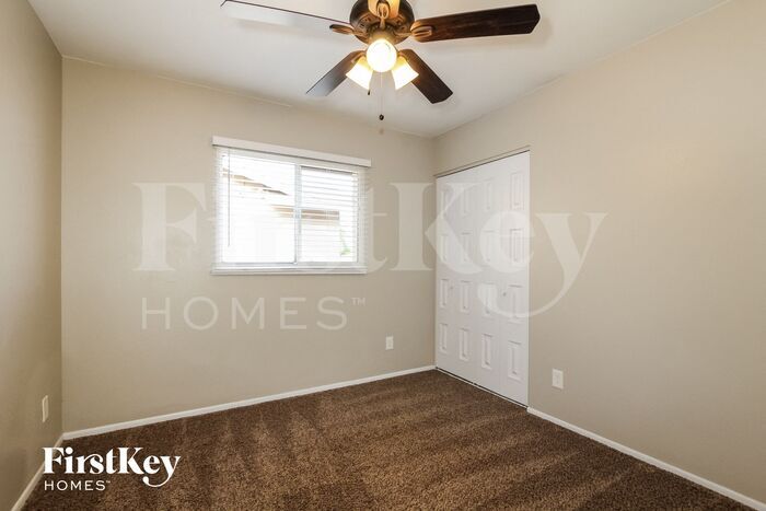 Building Photo - 15234 N 51st Dr