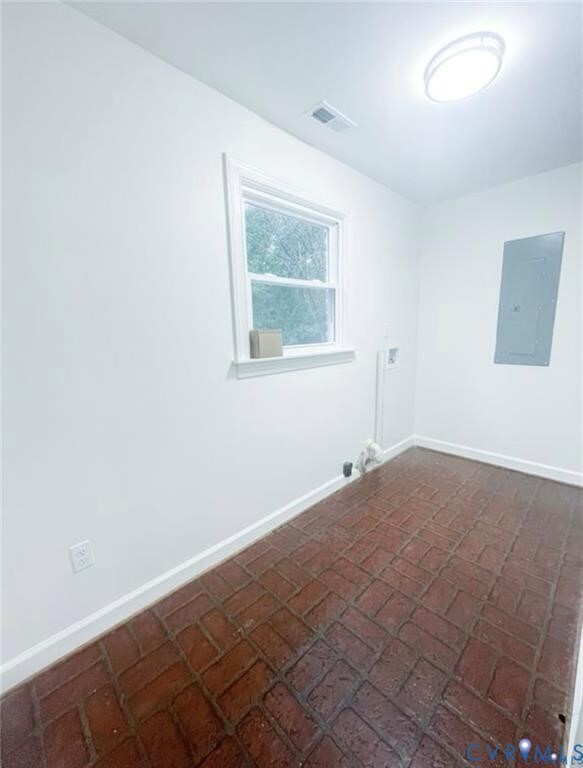 Building Photo - 4624 Bruce Rd