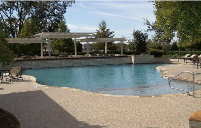 Building Photo - 231 Pine Valley Ct
