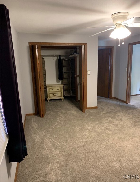 Building Photo - 135 Button Ln