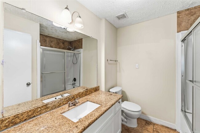 Building Photo - 3415 Honey Creek Dr