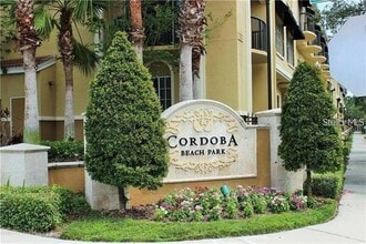 Building Photo - 5238 W Kennedy Blvd