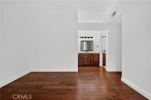 Building Photo - 88 Corsica Dr