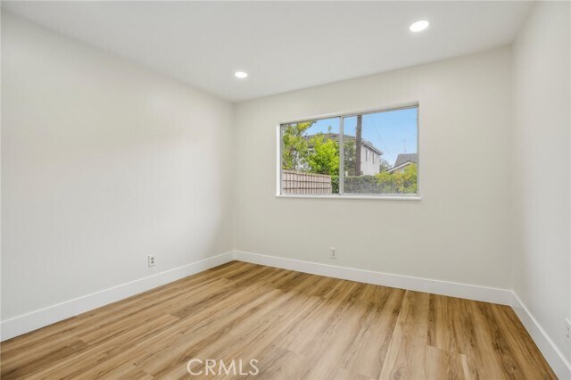 Building Photo - 6232 Albion Dr