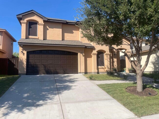 Building Photo - 2306 Leo Reyes Ct