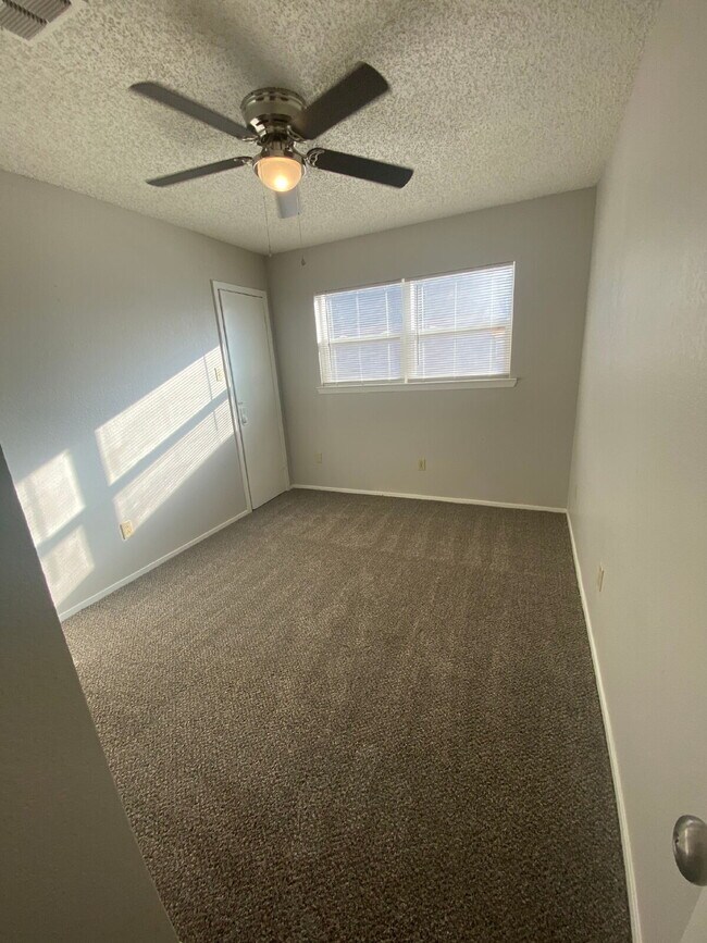 Building Photo - 4/2/2 in NW Lubbock