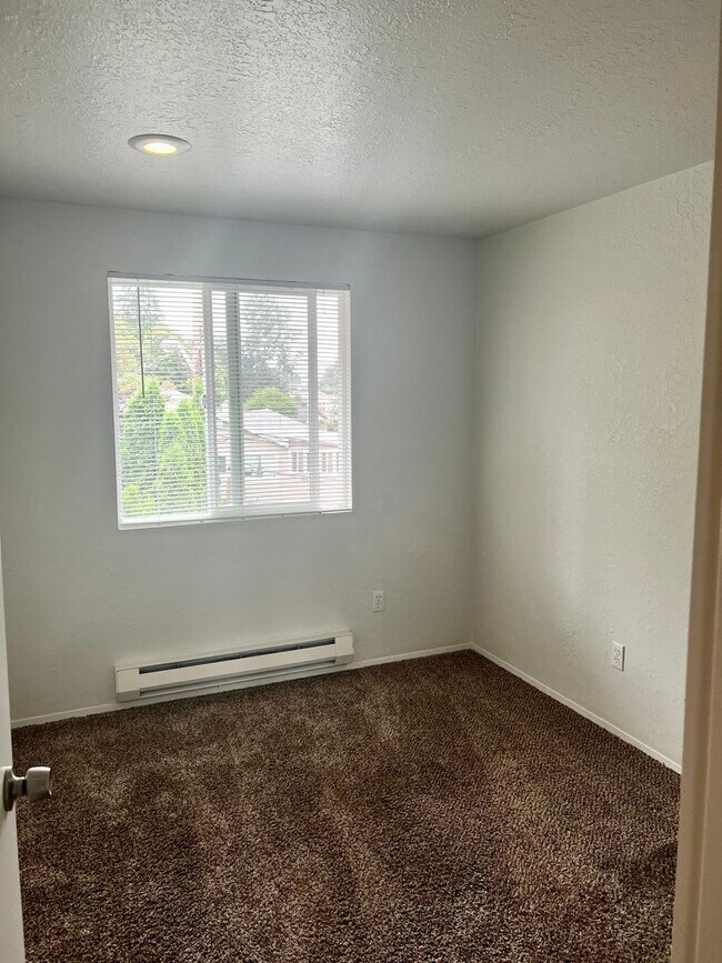 Building Photo - 287/289 Willow St