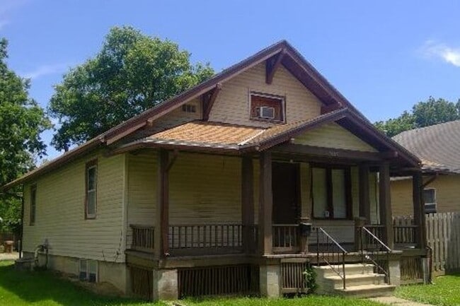 Primary Photo - 1426 N 23rd St