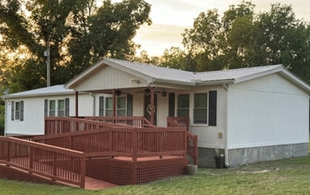 Building Photo - Country LIving
