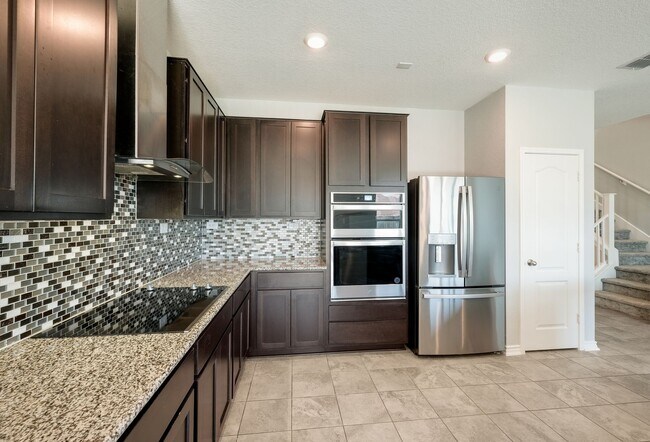 Building Photo - 118 Kyle Cove