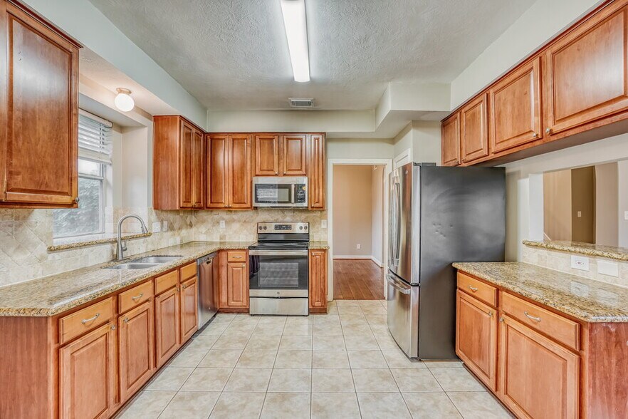 Building Photo - 11914 Serendipity Ln