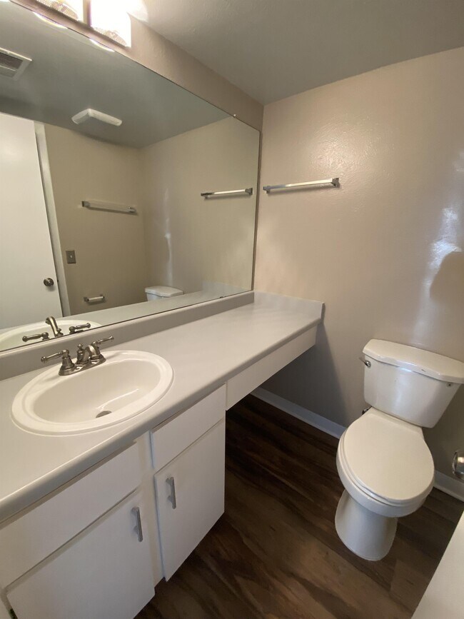 Building Photo - 4866 S Dudley St