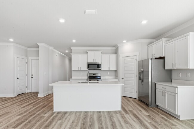 Building Photo - 1085 Hayward Lp