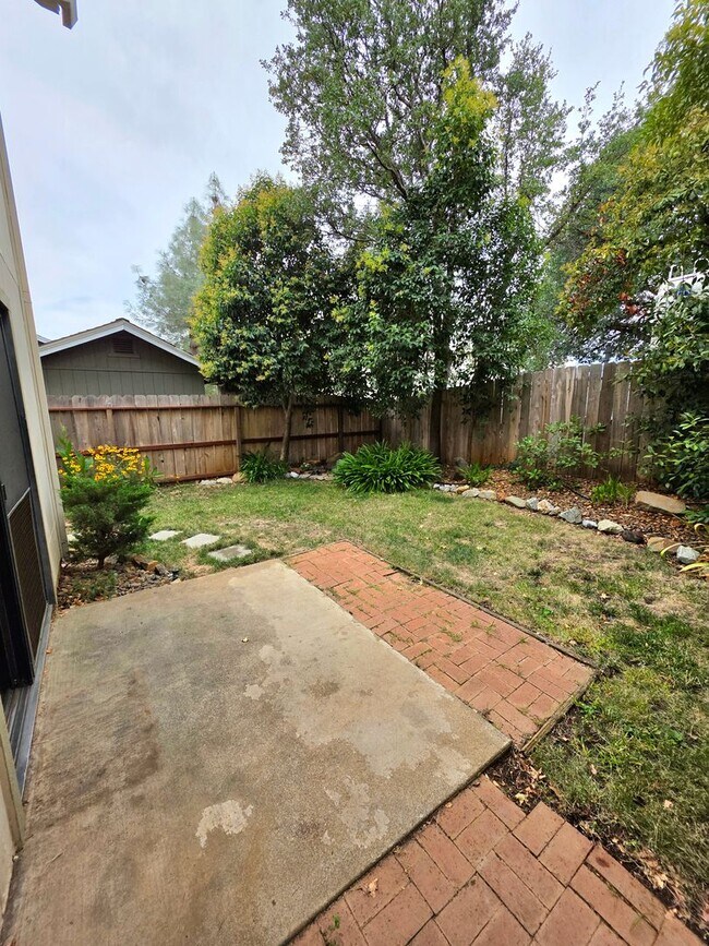 Building Photo - 2576 Sabre Ct