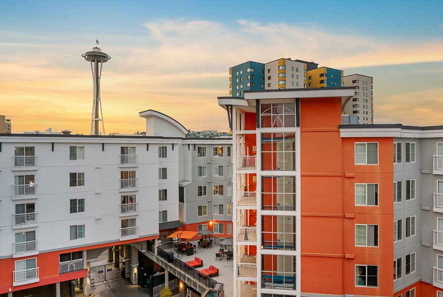 Building Photo - Fountain Court