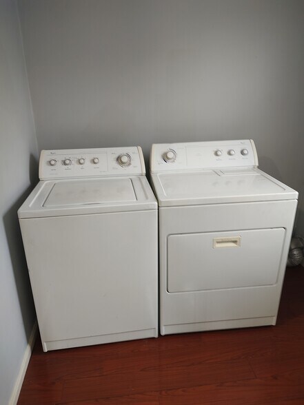 Washer dryer hookups in unit - 231 Thompson Ave