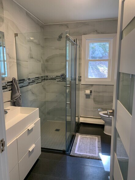 Building Photo - 96 Sagamore Dr