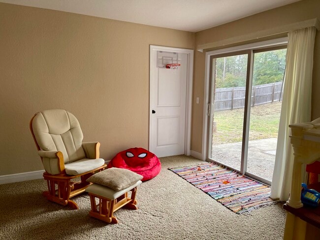 Building Photo - 6081 Dragonfly Way