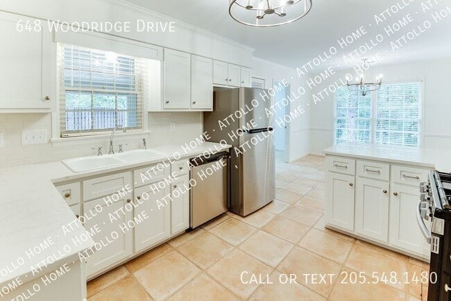 Building Photo - 648 Woodridge Dr