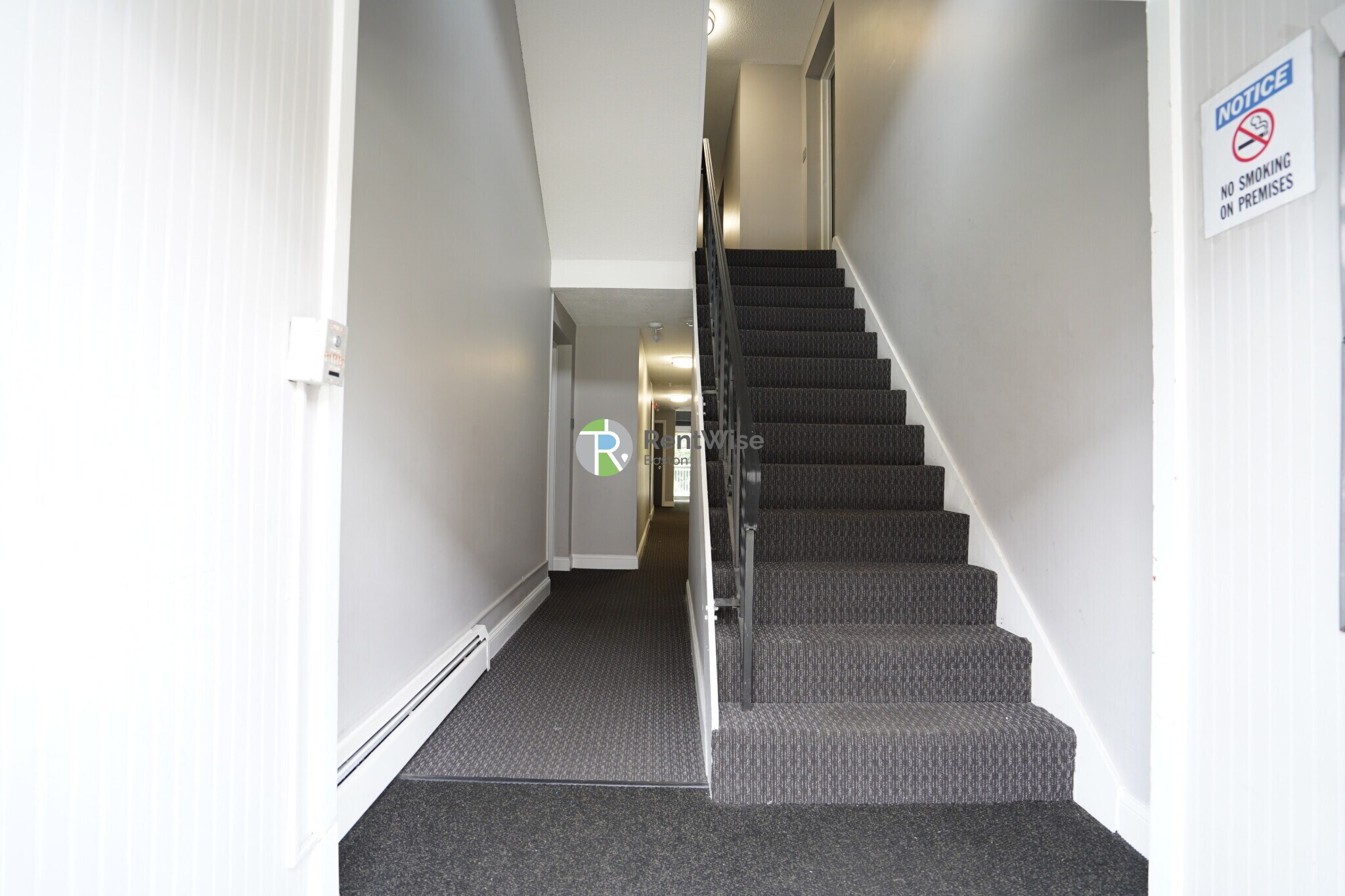 Building Photo - 971 Fellsway