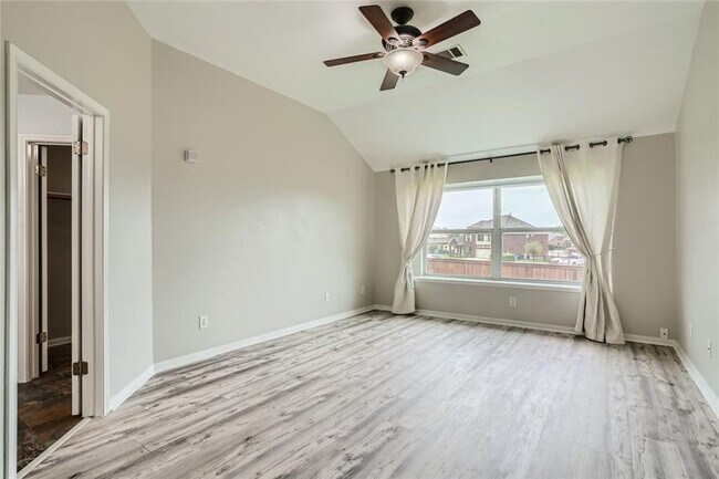 Building Photo - 2920 Cajuiles Dr