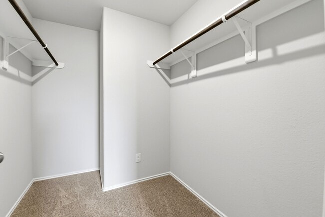 Building Photo - 363 Cumberland Forest Dr