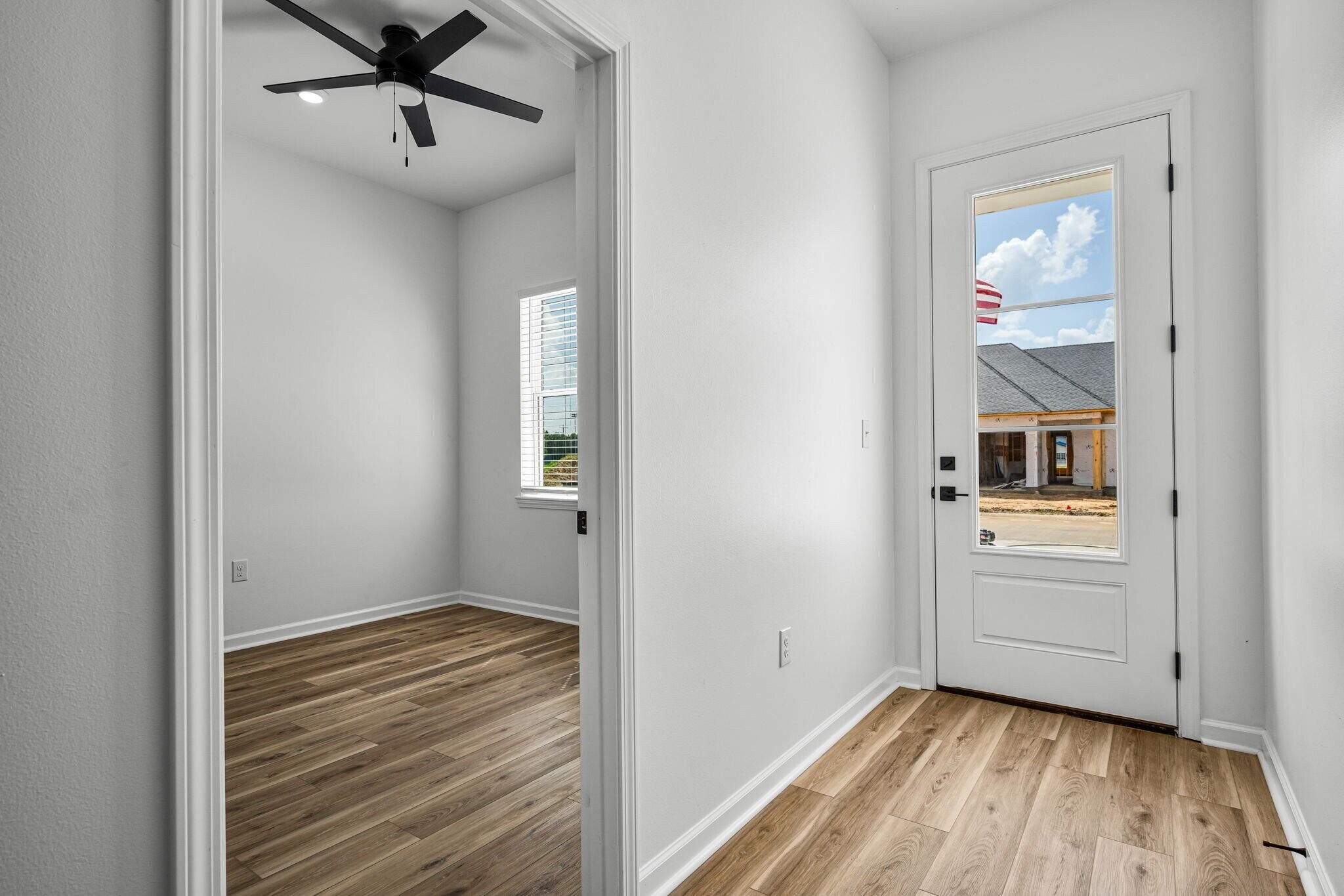 Building Photo - 300 Indigo Ln