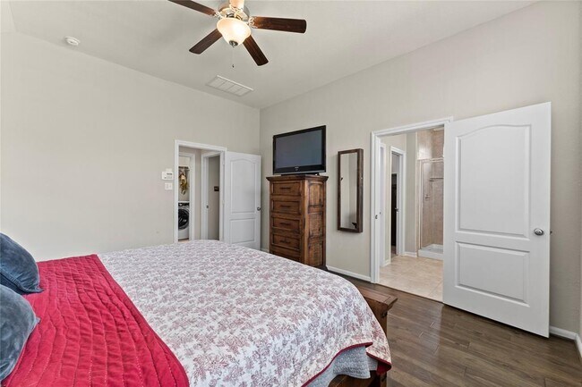 Building Photo - 3117 Dunsmore Manor Ct