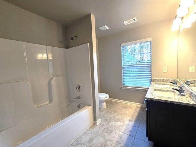 Building Photo - 1866 Castleberry Ln