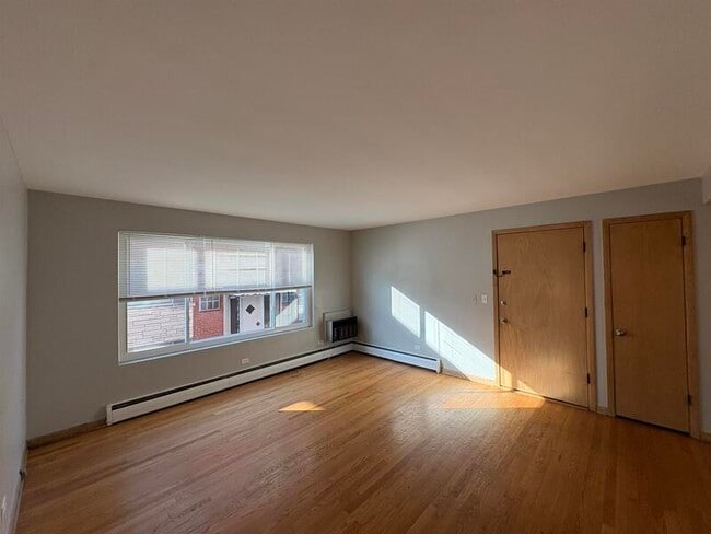 Building Photo - 6788 N Sauganash Ave