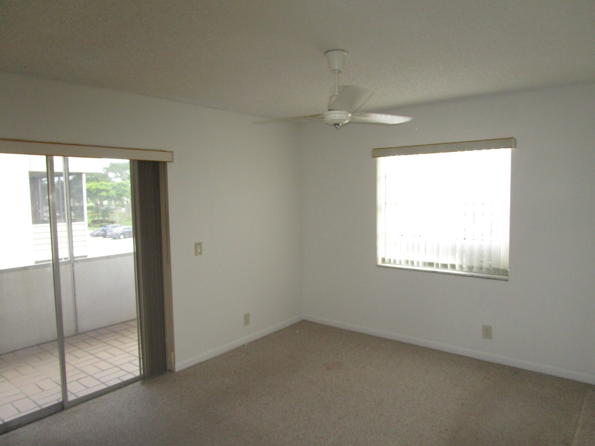 Building Photo - 517 Flanders K