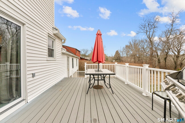 Building Photo - 91 Benz St