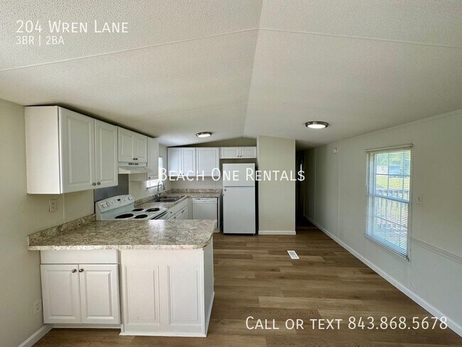 Building Photo - 204 Wren Ln