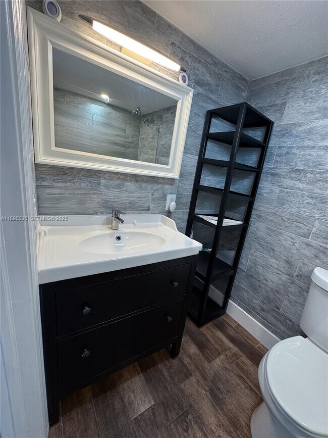 Building Photo - 7830 Dickens Ave