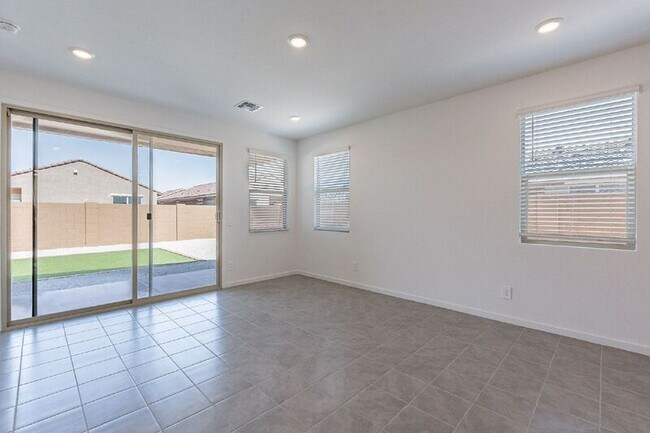 Building Photo - 2664 E Rosario Mission Dr